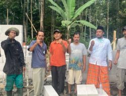 Peduli Korban Kebakaran, Anggota DPRD Pandeglang Abdul Azis Salurkan Bantuan Material Bangunan, Siap Perjuangkan Damkar untuk Pandeglang Selatan